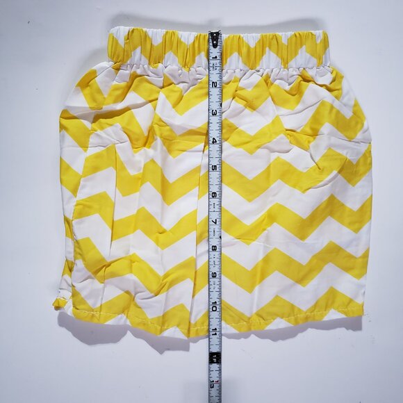 3/$20 yellow white chevron toddler girl elastic waist skirt, size 110 or 4T - Picture 6 of 7